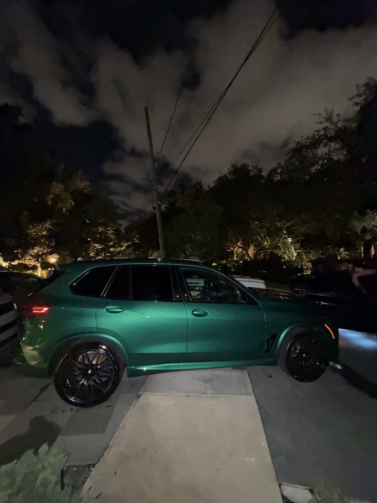 Exterior paint correction — deep gloss